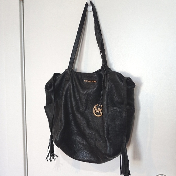 Michael Kors bag - Picture 2 of 14